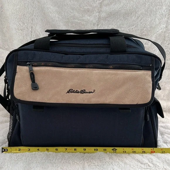 Eddie Bauer Diaper Bag Duffle - Picture 14 of 15